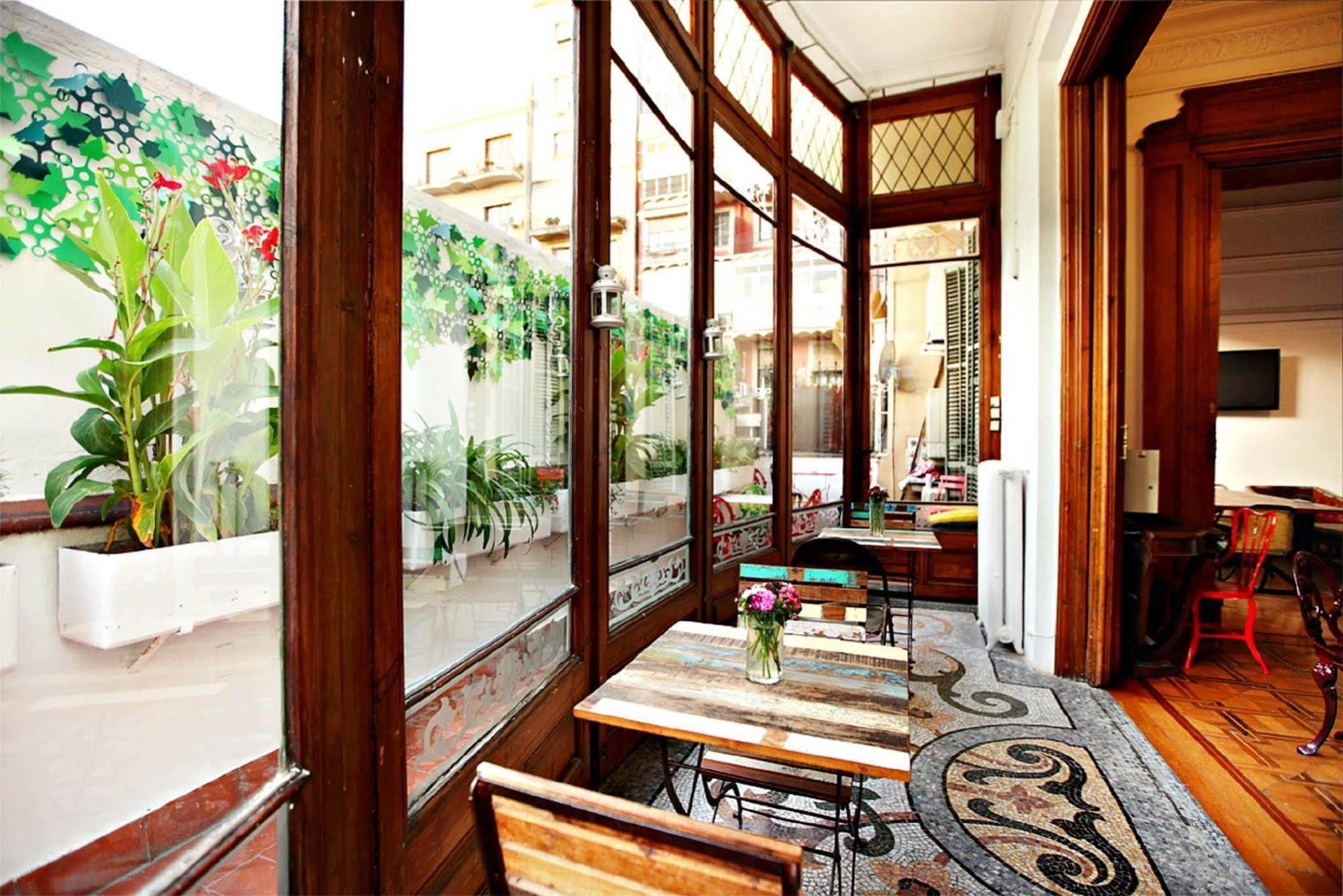 Albergue The Hipstel Paseo De Gracia Barcelona Exterior foto